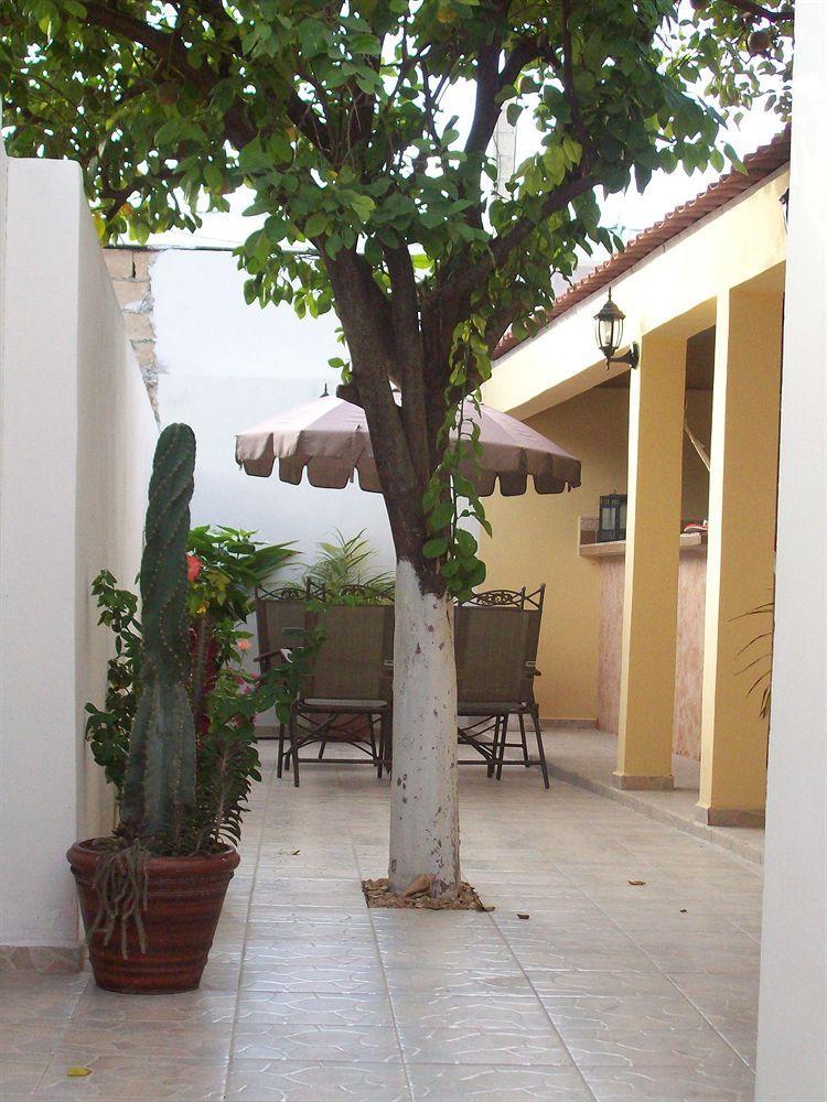 Casa Chalia Apartment Merida Exterior photo